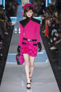 Moschino Fall 2018 Ready-to-Wear , Moschino осень зима 2018 , Fashion show , неделя моды в Милане , MFW , Mainstyles